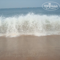Sea Breeze Resort Candolim 3* Волны - Фото отеля
