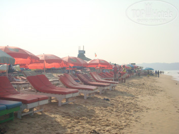Sea Breeze Resort Candolim 3* Утро на пляже - Фото отеля