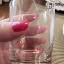 Яхонты Ногинск 4* Треснутый стакан в столовой - Фото отеля