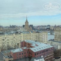 AZIMUT Отель Смоленская Москва 4* Вид из окна 17го этажа - Фото отеля