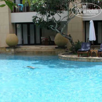 Conrad Bali Resort & Spa 5* вид на номер с выходом в лагуну - Фото отеля