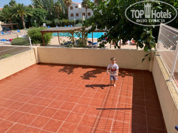 Estival Park Salou Hotel 4* Терасса у апартаментов - Фото отеля
