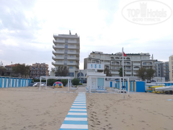 Touring 4* - Фото отеля