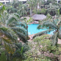 Ravindra Beach Resort & Spa 4* Вид с нашего балкона - Фото отеля