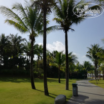 Hainan Greentown Blue Bay Resort 4* дорога на пляж - Фото отеля