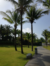 Hainan Greentown Blue Bay Resort 4* дорога на пляж - Фото отеля