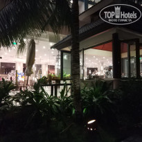 Vinpearl Resort & Spa Nha Trang Bay 5* вид на основной ресторан с пляжа, зона гриль - Фото отеля