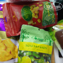 Vinpearl Resort & Spa Nha Trang Bay 5* Чипсы фруктовые, куплены в ТЦ Нячанг Центр (цены от 20.000 до 80.0000 - Фото отеля