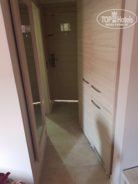 Sailing Bay Beach Resort 4* проход в номер,с чемоданом не пройти, с коляской тем более. - Фото отеля