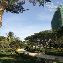 Long Thuan Resort 3* Парк рядом с отелем - Фото отеля