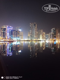 Golden Tulip Sharjah 4* вечерние виды - Фото отеля