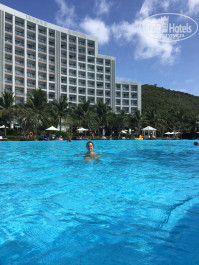 Vinpearl Resort & Spa Nha Trang Bay 5* Основной бассейн - Фото отеля