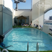 Al Maha Regency Suites 3* бассейн на крыше отеля - Фото отеля