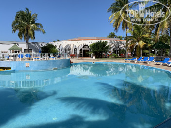 Brisas Del Caribe 4* Бассейн в южной части - Фото отеля