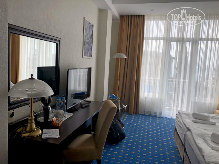 Бристоль 3* - Фото отеля