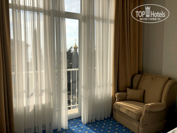 Бристоль 3* - Фото отеля