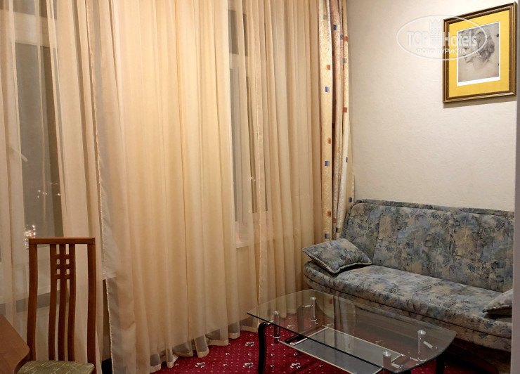 Бристоль 3* - Фото отеля