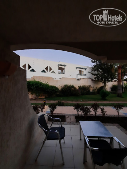 Naama Bay Promenade Resort Managed By Accor 5* на стену соседнего отля - Фото отеля