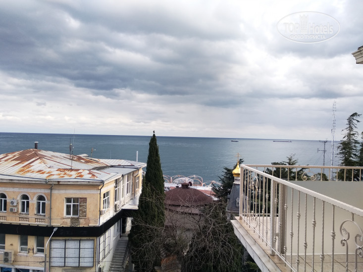 Бристоль 3* - Фото отеля