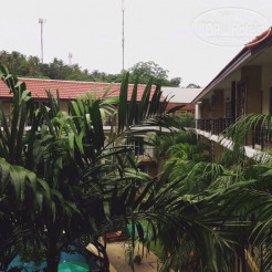 Территория отеля Baan Karon Resort