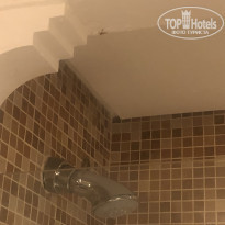 Ajman Hotel 5* душ, номер 426 - Фото отеля