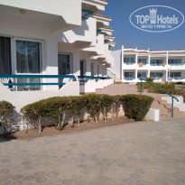 Dreams Beach Resort Sharm El Sheikh 5* наш номер, первый слева - Фото отеля
