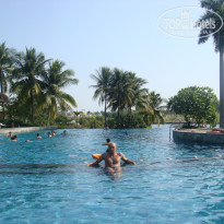Liking Resort Sanya 4* Термальные источники Small Fish Hotspring - Фото отеля