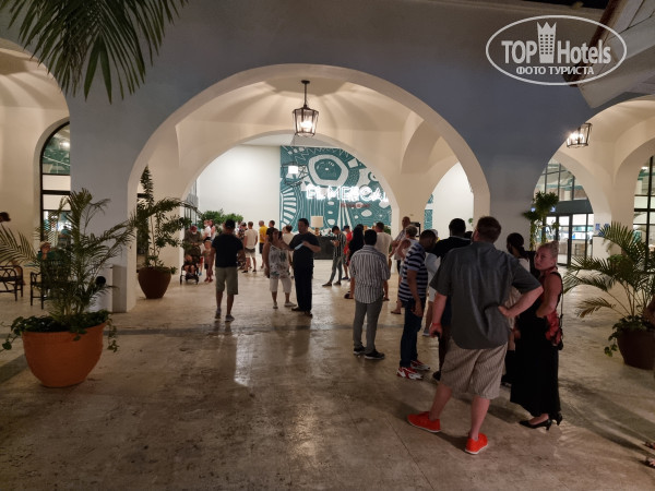 Ocean El Faro 5* Очередь в основной ресторан стояли 30 минут отель не готов к прему столько людей - Фото отеля
