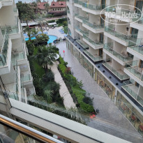 Grand Ring 5* Вид на внутренний дворик из лифта . - Фото отеля