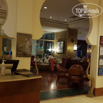 Ajman Hotel 5* Кофешоп - Фото отеля
