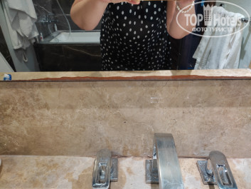 Kemer Barut Collection 5* Зеркало в ванной номера. - Фото отеля