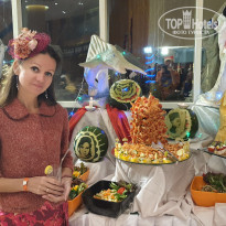 Zahabia Hotel & Beach Resort 4* Столы с мясными и рыбными закусками, а также морскими деликатесами – королевскими креветками и крабами. - Фото отеля