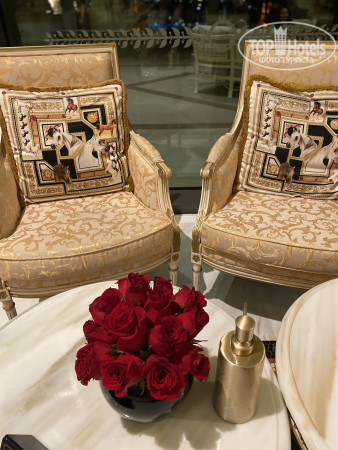 Palazzo Versace Dubai 5* дизайнерская мебель VERSACE - Фото отеля