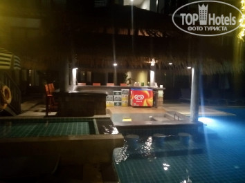 Baan Karon Resort 3* бар в бассейне - Фото отеля