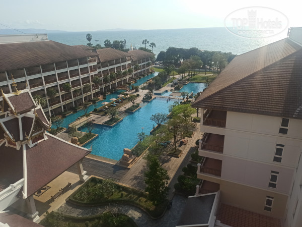 Heritage Pattaya Beach Resort 4* Вид с балкона номера - Фото отеля