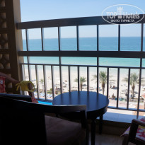 Carlton Sharjah 4* Вид из номера (Deluxe Room Sea View, № 305) - Фото отеля
