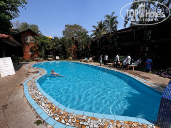Sea Breeze Resort Candolim 3* Бассейн - Фото отеля