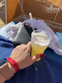 Pickalbatros Palace Resort - Hurghada 5* На пляже есть бич-бар, в котором не только напитки, но и поесть (пицца, паста, бургеры, типа шаурмы, овощи, фрукты, мороженое, блинчики, выпечка) - Фото отеля