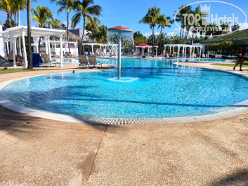 Starfish Varadero 3* Бассейн в зоне бунгало - Фото отеля