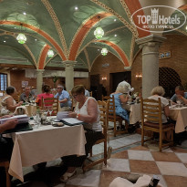 Iberotel Palace 5* Ресторан типа итальянской кухни Тоскана (вкуснее всего был бифштекс) - Фото отеля