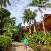 Baan Vanida Garden Resort 3* Аллея с бунгало - Фото отеля