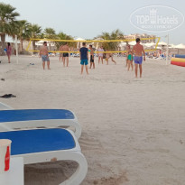 Hampton By Hilton - Al Marjan Island 4* волейбол на пляже - Фото отеля