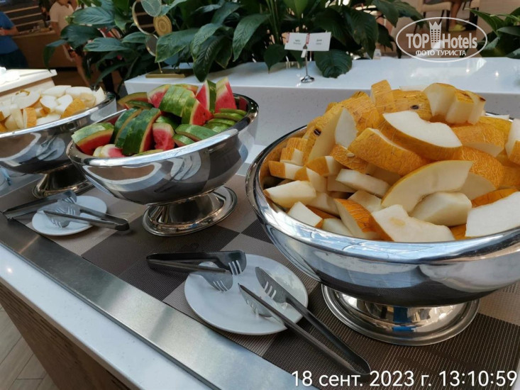 Bridge Resort (Бридж Резорт) 4* Фрукты. - Фото отеля