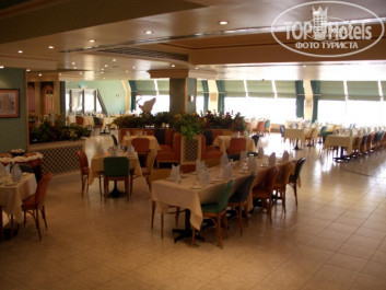 Occidental Sharjah Grand 4* Ресторан - Фото отеля