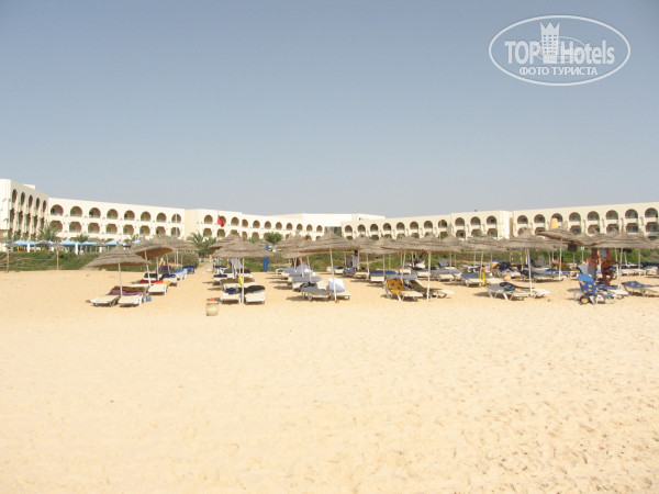 Iberostar Averroes 4* вид с пляжа - Фото отеля