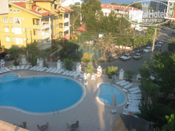 Ideal Pearl 4* Вид с нашего балкона - Фото отеля