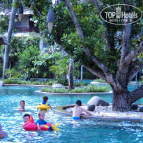 Novotel Bali Nusa Dua Hotel & Residences 4* бассейн отеля - Фото отеля