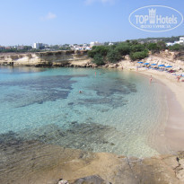 Iris Beach 3* вот пляж 5 минут от отеля, еще три минуты пройти там еще больше и красивее будет =) - Фото отеля