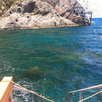 Capo dei Greci Taormina Coast - Resort Hotel & SPA 4* Спуск в море с платформы. - Фото отеля