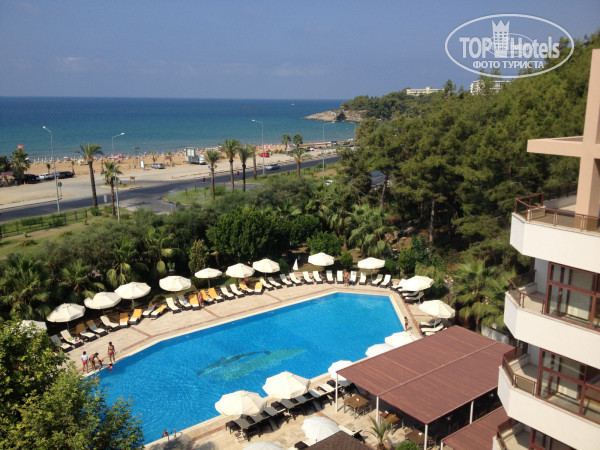 FUN&SUN Miarosa Incekum Beach 5* вид на бассейн - Фото отеля